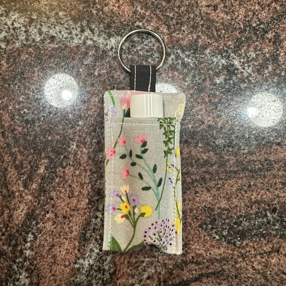 Handmade lip balm holder keychain- floral print - Picture 2 of 4